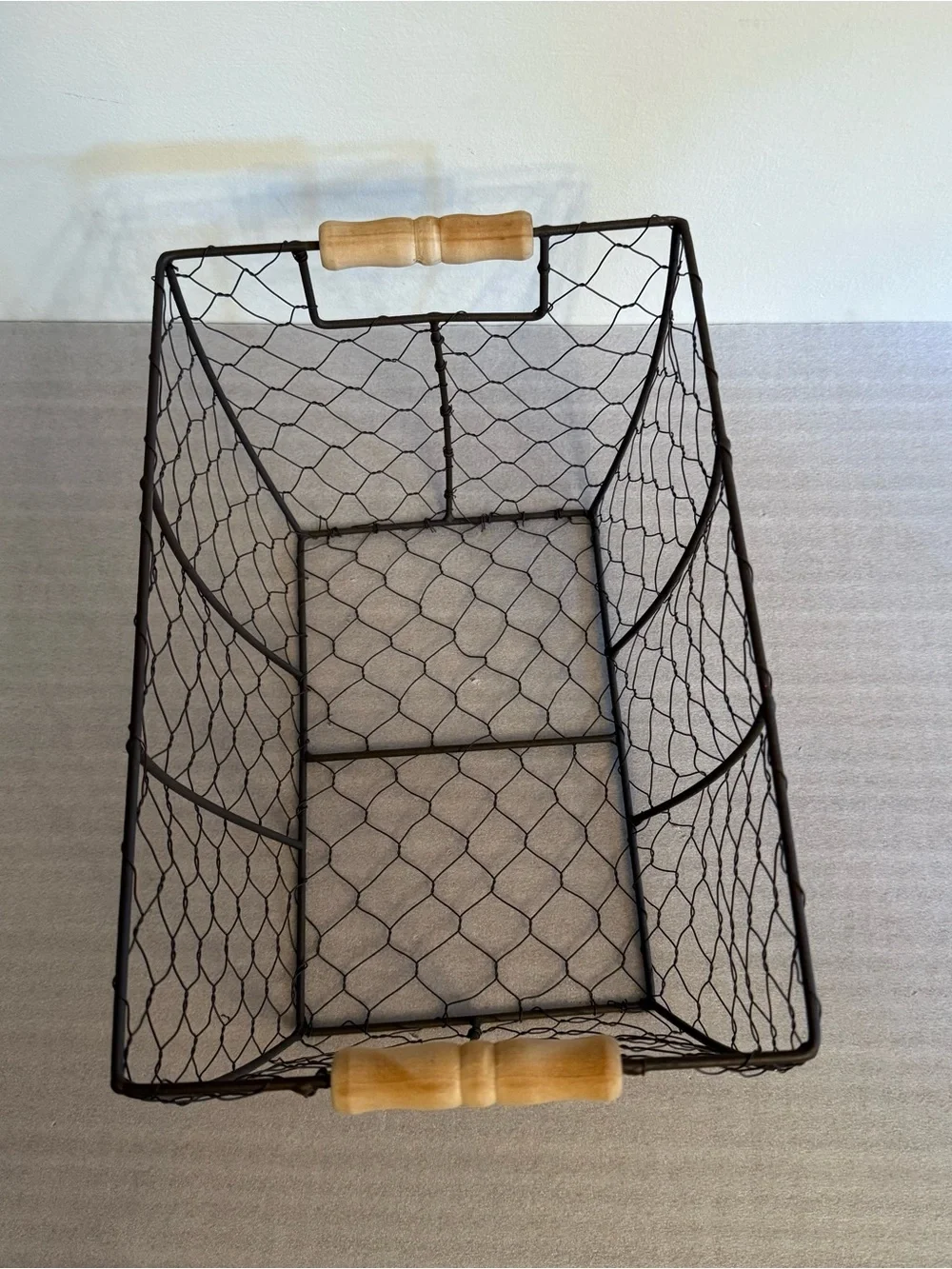 N/A decorative basket